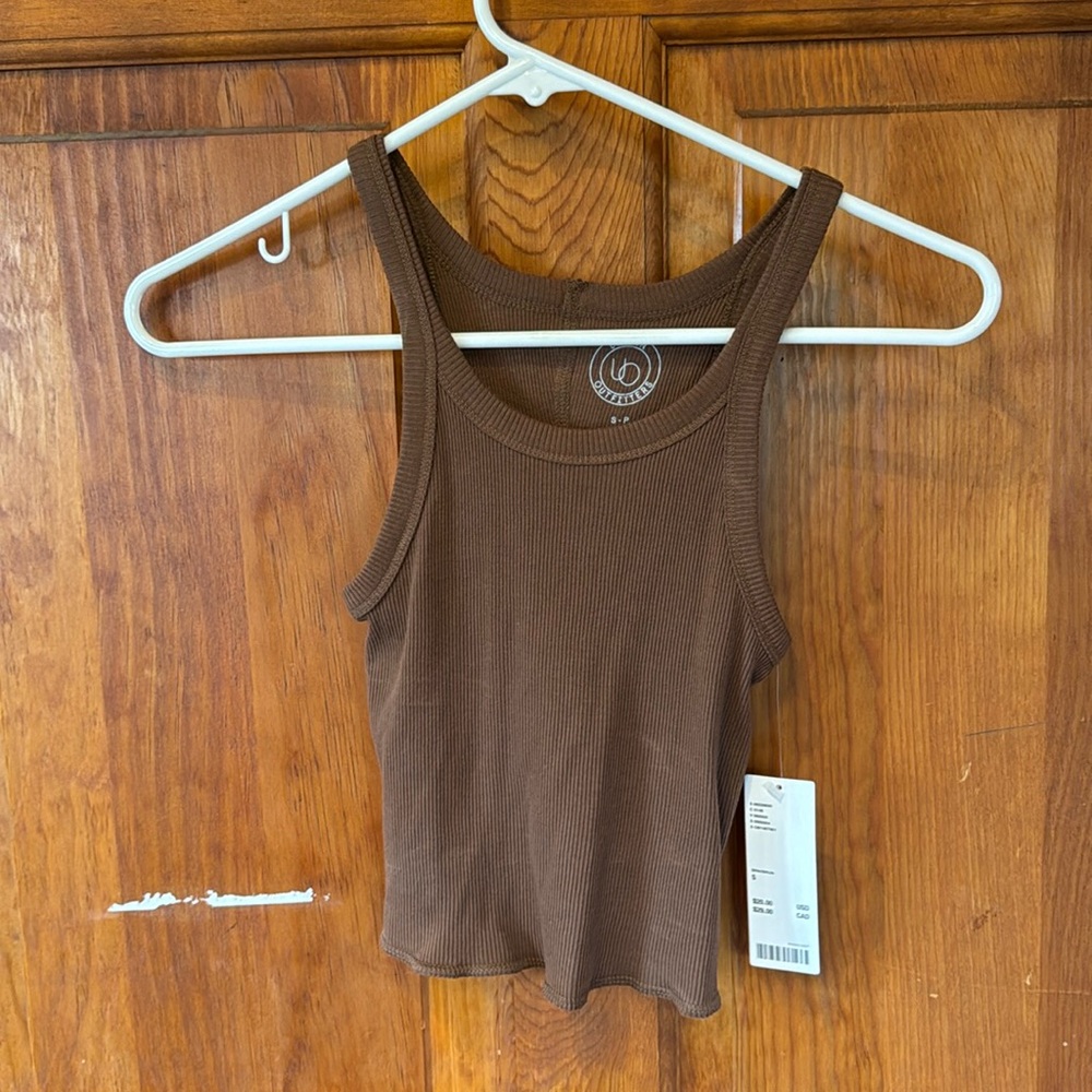 Urban outfitters brown tank top. Size small. Runs a little smaller.